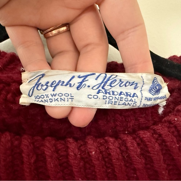Vintage 70s Joseph F. Heron - Ardara Donegal Irish Handknit Wool Sweater Maroon - Picture 5 of 16